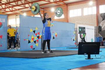 La joven teldense Yaritza Soler triunfa en el Campeonato de España de Halterofilia/TA.