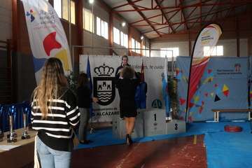 La joven teldense Yaritza Soler triunfa en el Campeonato de España de Halterofilia/TA.