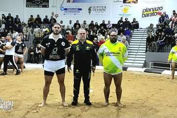 El Castro Morales cae en su casa ante el Unión Agüimes en una luchada pareja/Castro Morales.
