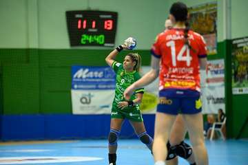 El Rocasa sucumbe ante el Porriño por 22-25 y pierde su imbatibilidad en casa/TA.