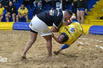 Triunfo a domicilio del Castro Morales en Arinaga/Castro Morales.