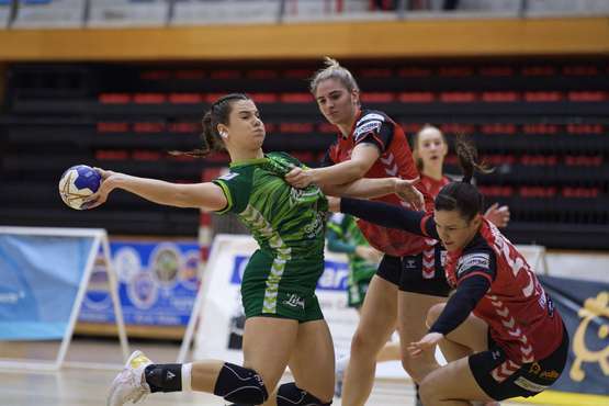 El Rocasa se deja un empate en Baracaldo ante el Zuazo (28-28)/Alfredo García.