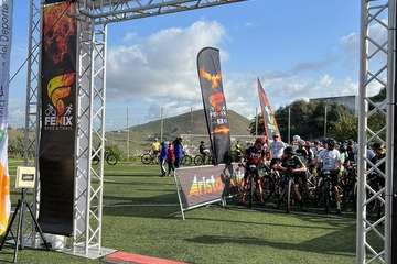 La Fénix Bike Trail se estrena en Telde con un circuito por senderos de las medianías del municipio/TA.