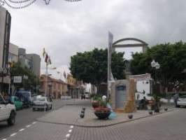 Imagen de archivo de la zona comercial de San Gregorio (Foto TA)