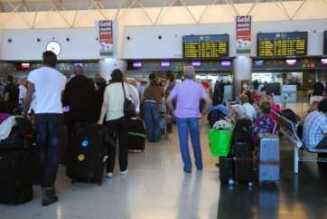Interior de la terminal de Gando (Foto TA)