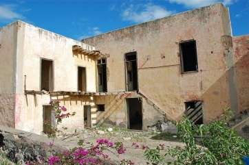 La finca y su antigua casona están en completo abandono (Foto TA)