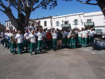 Concentración este lunes en la plaza de San Juan (Foto TA)