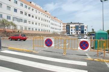 Solares cerrados en San Juan que se usaban como aparcamientos (Foto TA)