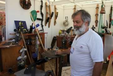 Artesano en la feria del pasado año (Foto TA)