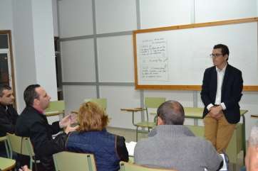 Momento del encuentro del nacionalista Pablo Rodríguez con empresarios de la ZCA (Foto TA)