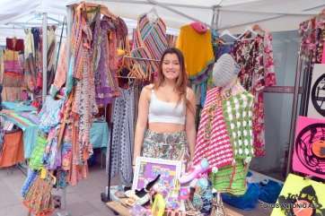 Uno de los puestos instaladas este sábado en la zona peatonal de Los Llanos (Foto Antonio Alí)