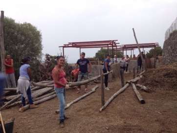 Imagen de archivo de un grupo de trabajadores contratados merced al convenio ZRD (Foto TA)