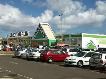 Imagen de la parcela municipal que ha despertado el interés de una multinacional alemana (Foto TA)