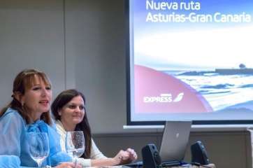 La consejera insular Inés Jiménez durante la presentación de la nueva ruta (Foto Acfi Press)