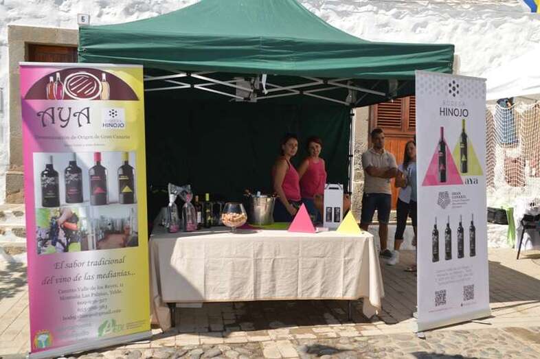 Imagen de archivo del puesto que Bodega Hinojo instaló en las fiestas de San Francisco (Foto TA)
