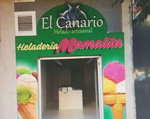 Imagen de los preparativos de la nueva tienda de Helados El Canario (Foto TA)