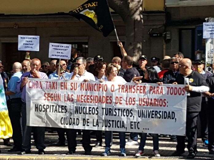 Protesta contra el tránsfer (Foto TA)