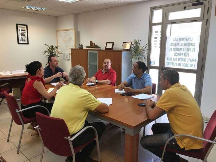 Momento de la reunión del pasado lunes (Foto TA)