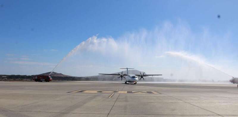 El vuelo inaugural despegó a las 09.00 de Gran Canaria rumbo a Tenerife (Foto TA)