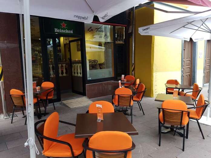 El local está en la Avenida de la Constitución (Foto TA)