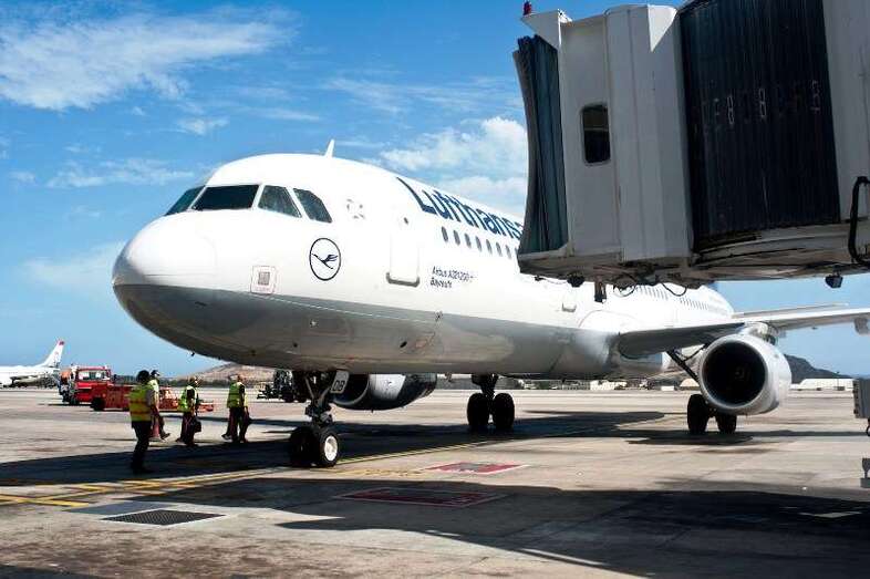 Archivo. Aeronave en el Aeropuerto de Gran Canaria (Foto TA)