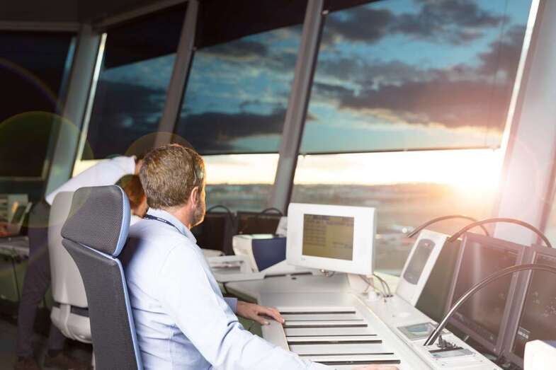 Imagen de archivo de una torre de control (Foto TA)