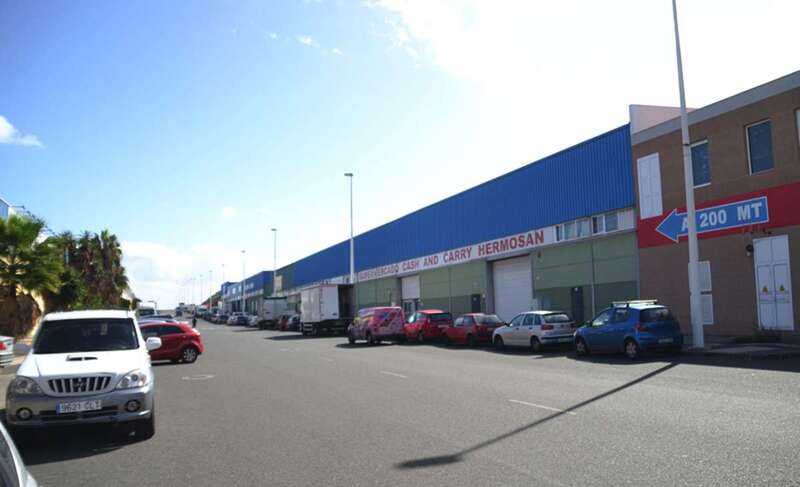 Imagen de archivo de la zona industrial de Ajimar, en el Valle de Jinámar junto a la GC-1 (Foto TA)