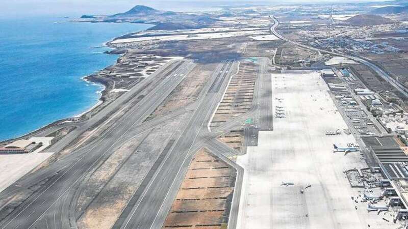 Imagen aérea del Aeropuerto de Gran Canaria (Foto Canarias7)