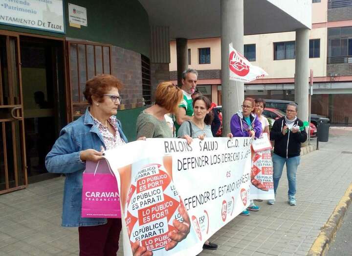 Imagen de archivo de una protesta del personal del CED de La Pardilla (Foto TA)