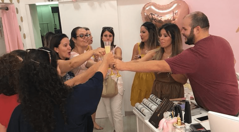 La tienda está ubicada en la calle Ruiz de Los Llanos (Foto TA)