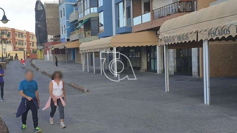 Comercios de restauración de la zona costera de Melenara (Foto TA)