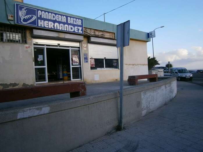 Local de la administración afortunada/TA.