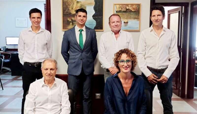 Equipo de profesionales del despacho García-Cuyás (Foto TA)