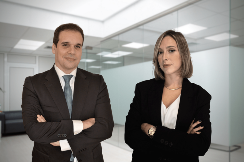 Los abogados Daniel Reyes y Judit Durán/IND.