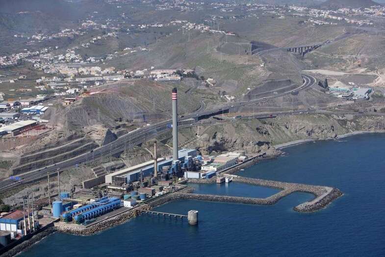 Central térmica de Endesa en la costa de Jinámar/TA.