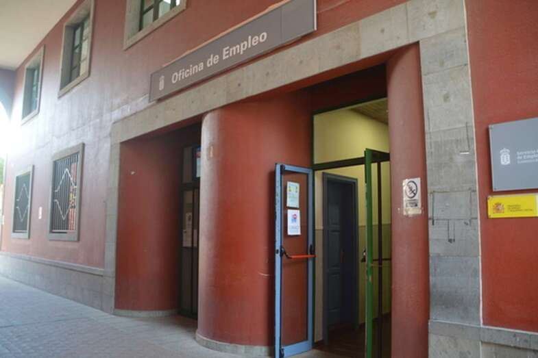 Imagen de archivo de la Oficina de Empleo en Telde / TA