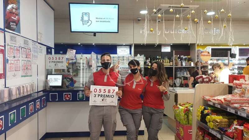 La Administración de Loterías de El Cubillo ha repartido numerosos premios entre sus clientes/TA.