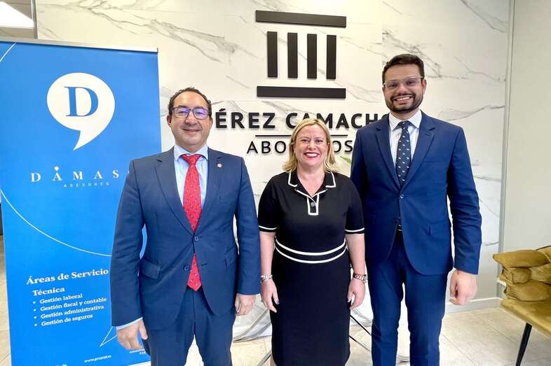 Imagen de la inauguración de las oficinas / TA