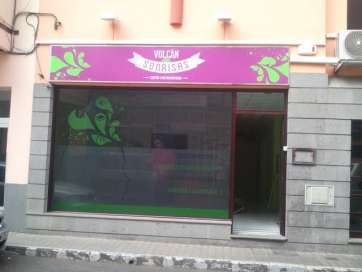 Fachada del centro en San Gregorio (Foto TA)