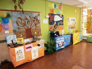 La exposición se muestra en el hall del centro (Foto TA)