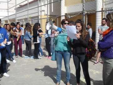 Acto en un centro educativo de Telde (Foto TA)