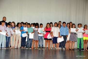 Momento del acto celebrado esta noche en el Teatro Municipal de Telde (Foto Antonio Alí)