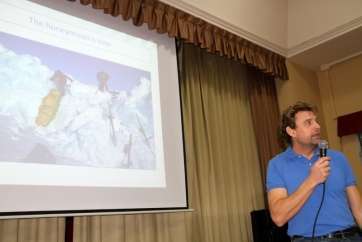 Naranjo durante la charla (Foto Jesús Ruiz Mesa)