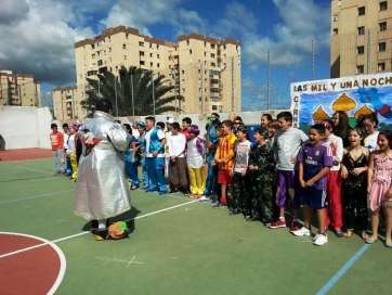 Momento de la fiesta de este viernes (Foto TA)