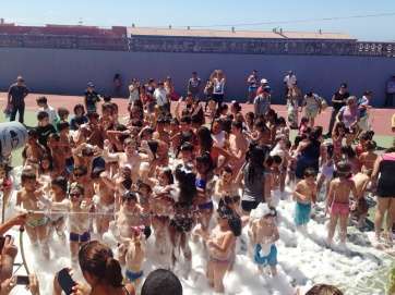 Fiesta de la espuma (Foto TA)