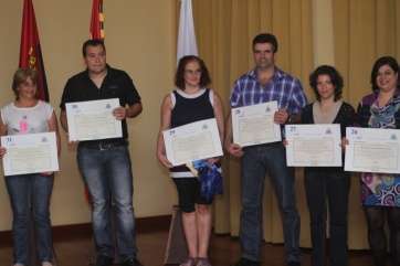 Imagen de archivo de la entrega de diplomas de Radio ECCA en Telde (Foto TA)