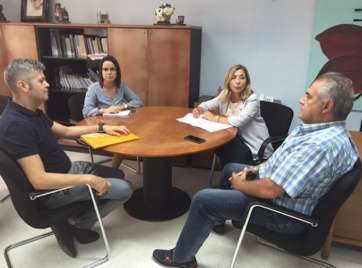 Encuentro de las edilas de Educación de Telde y la capital (Foto TA)