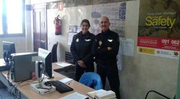 Cristina Queveo y Alfonso García, de la Oficina de Participación Ciudadana (Foto TA)