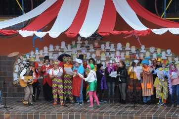 Fiesta carnavalera en el IES de El Calero (Foto TA)