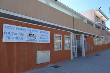 Exterior del colegio Liceo Francés de Taliarte (Foto TA)